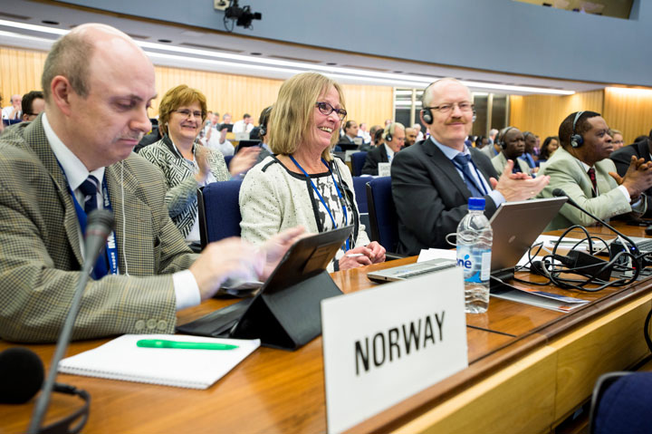 Norges delegasjon under et IMO-møte i London.